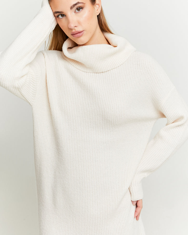 Dress with Loose Turtle Neck | Cream