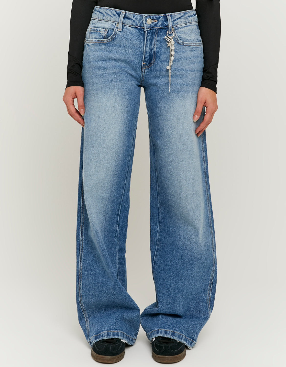 Low Waist Straight Leg Jeans | Blue