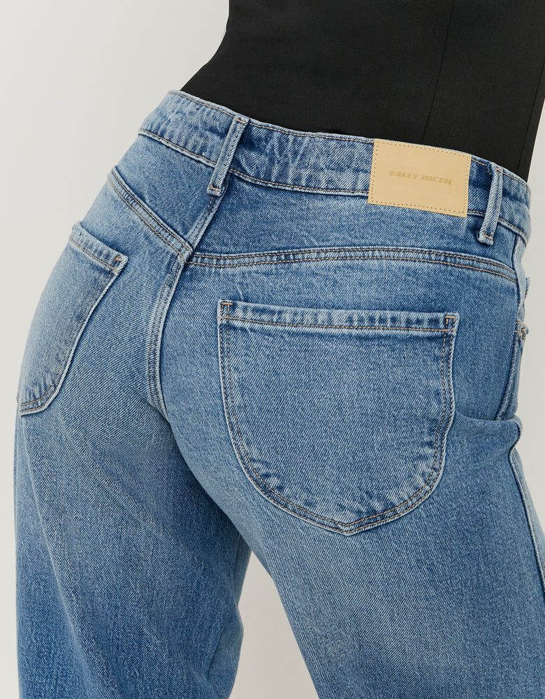 Low Waist Straight Leg Jeans | Blue