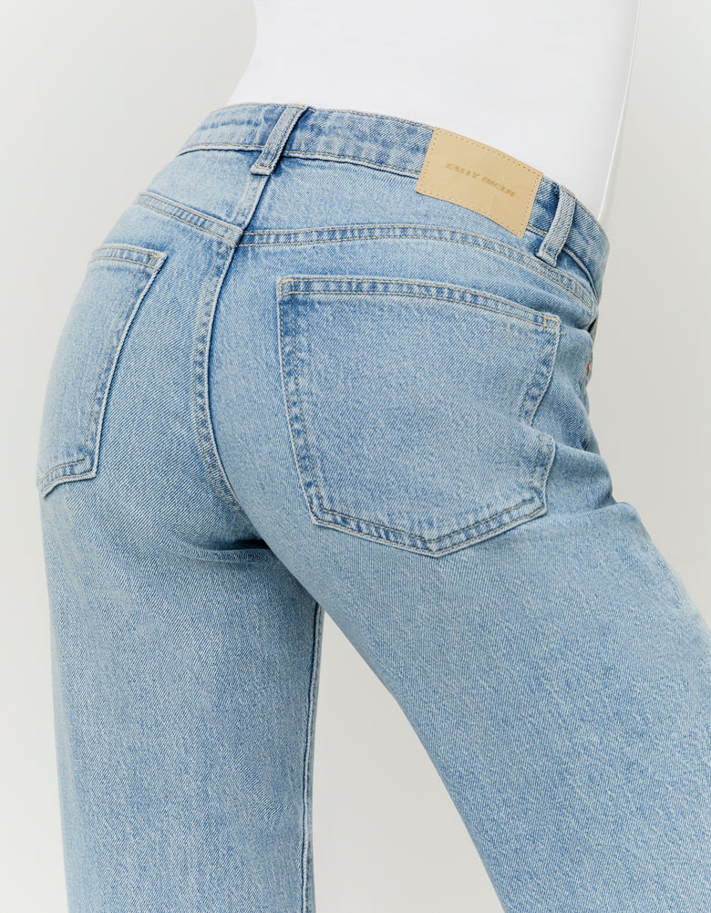 Low Waist Straight Jeans | Bleached