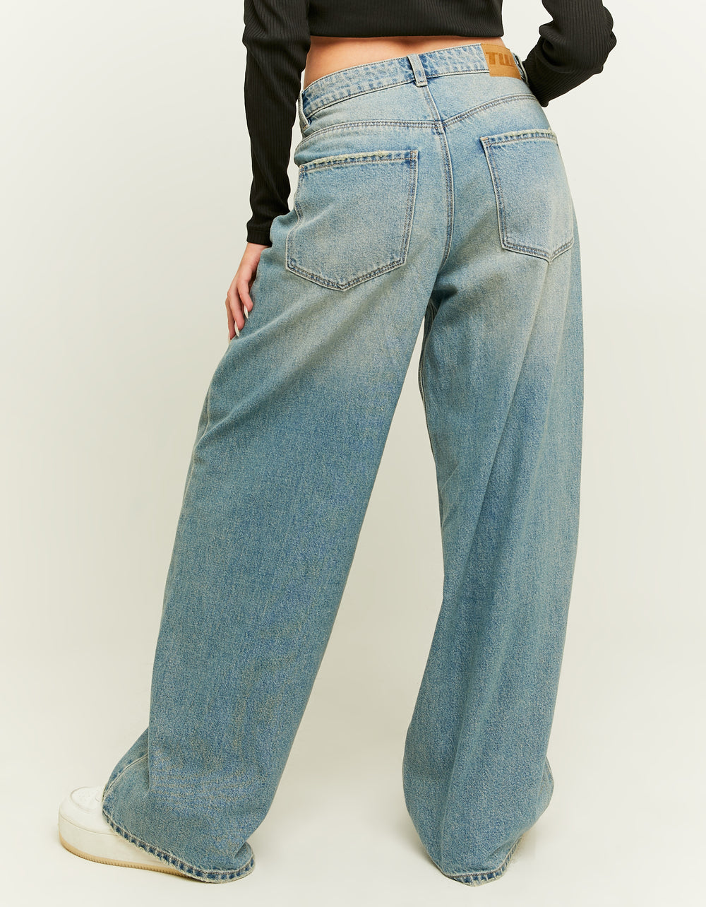 Mid Waist Baggy Jeans | Blue Wash