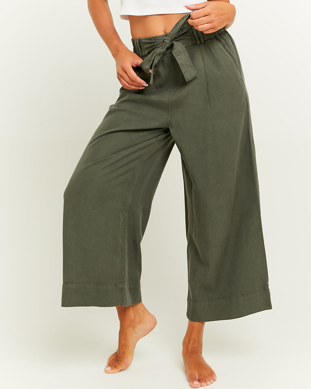 Lightweight Trousers with Elastic Waist Band | Kaki