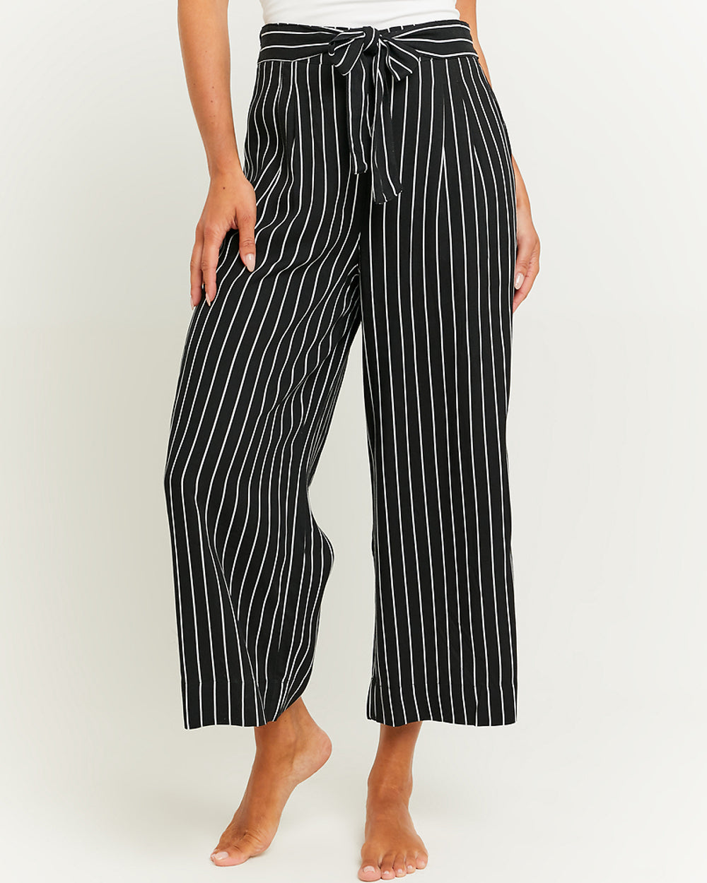 Wide Leg Trousers with Elastic Waist | Black-White