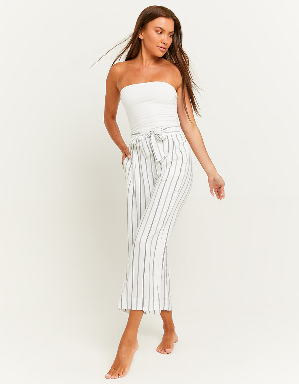 Wide Leg Trousers with Elastic Waist | White-Black