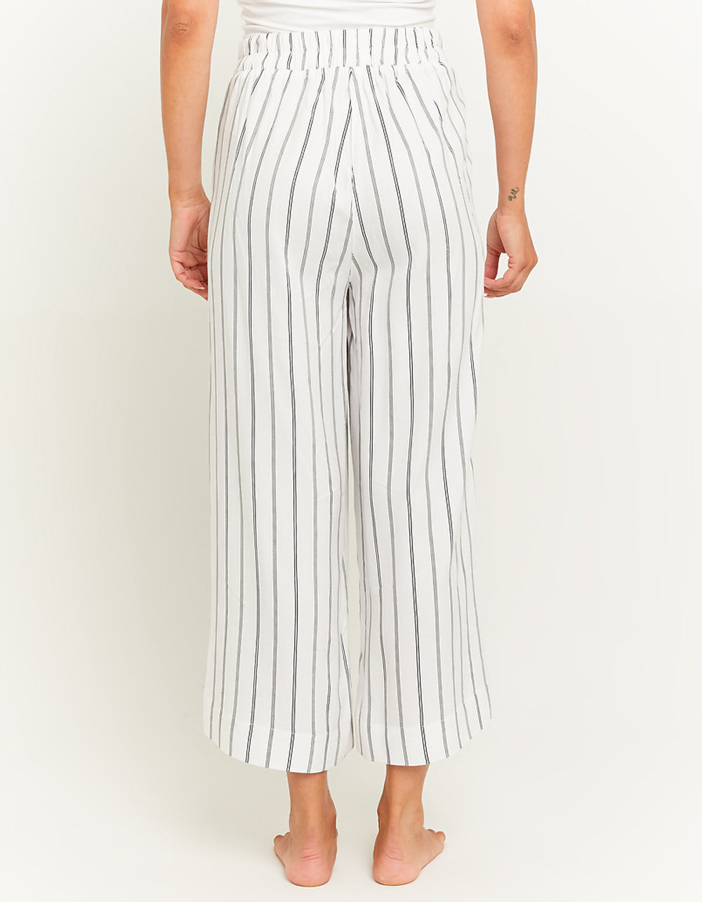 Wide Leg Trousers with Elastic Waist | White-Black