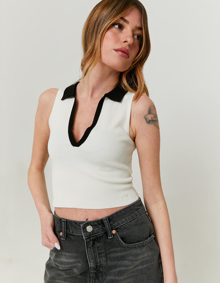 Knitted Sleeveless Polo Top | Off White - Black