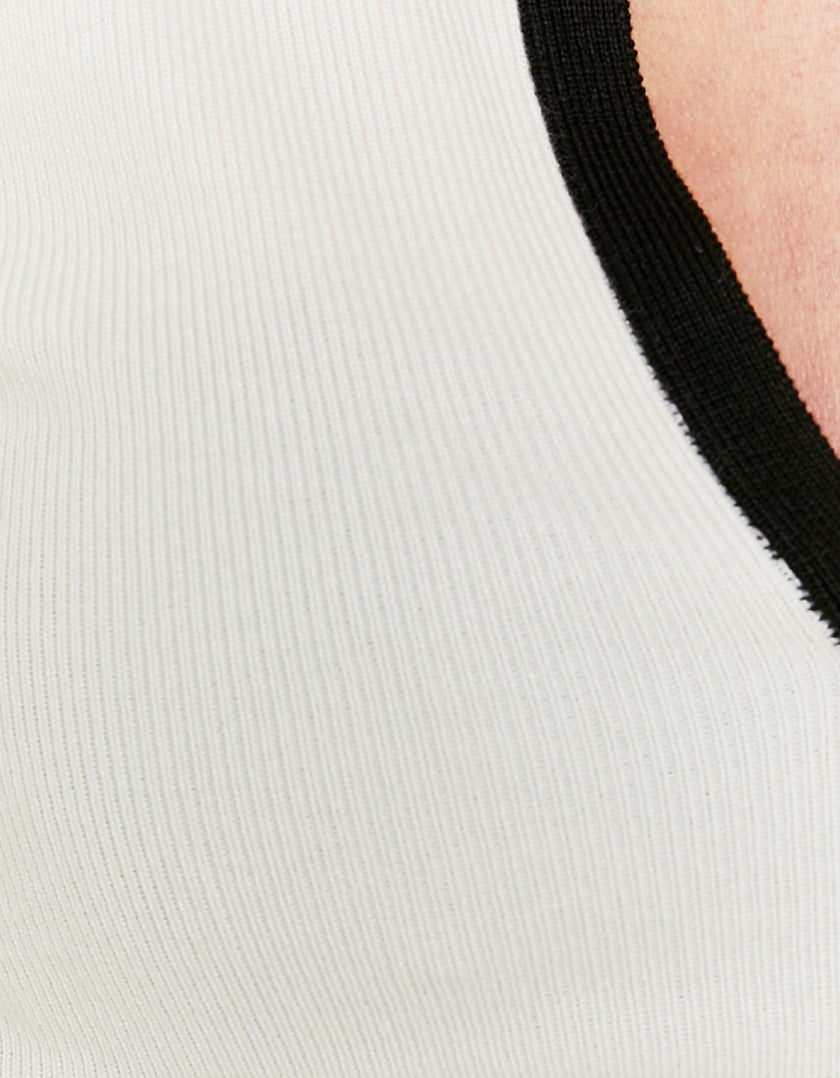 Knitted Sleeveless Polo Top | Off White - Black