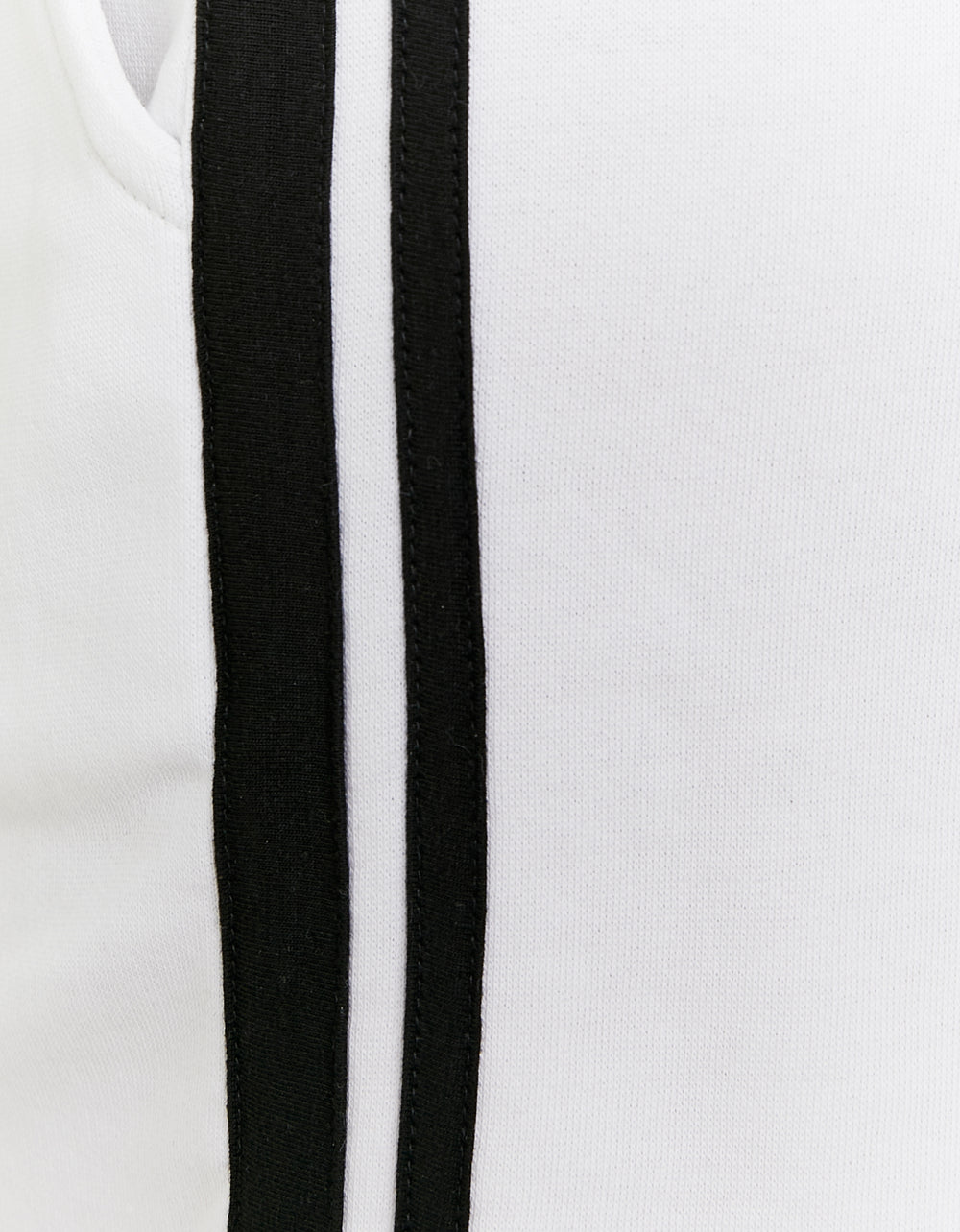 Basic Sporty Shorts | White