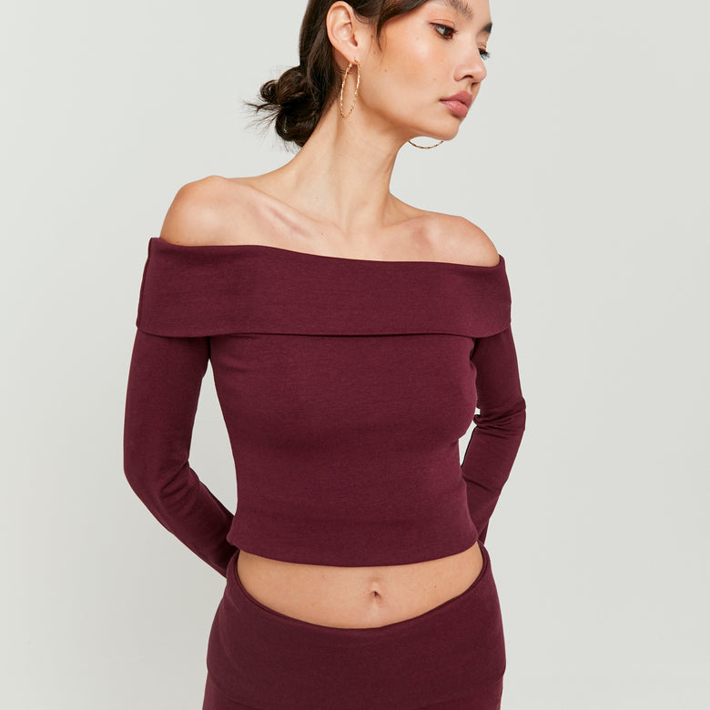 Off Shoulder T-Shirt | Bordeau