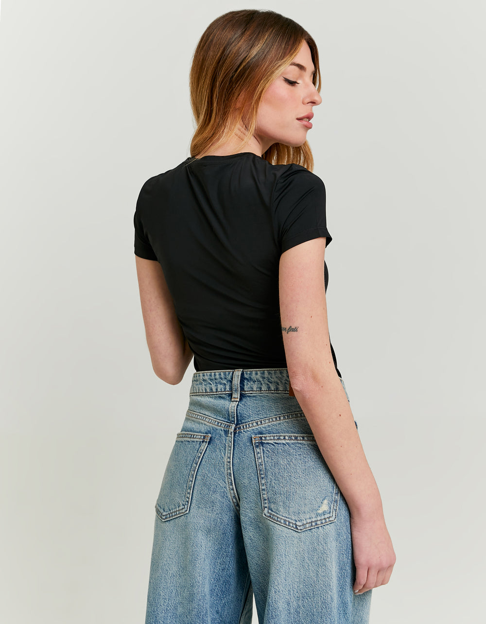 Basic T-shirt Short Sleeves | Black