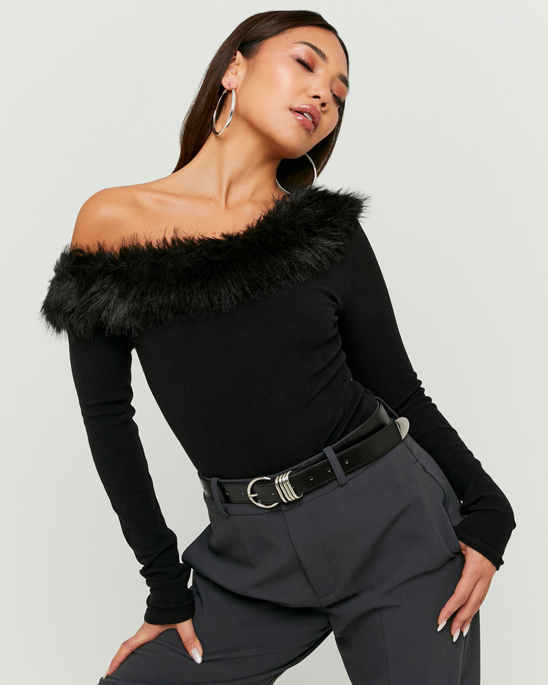 Asymmetric Top with Faux Fur | Black