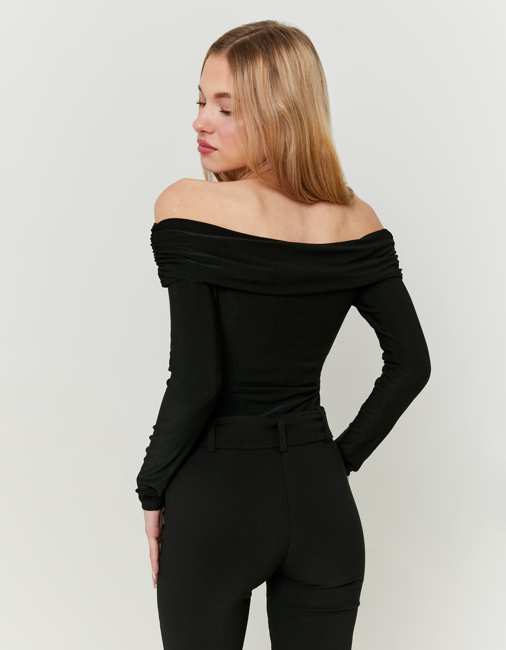Off Shoulder Bodysuit | Black