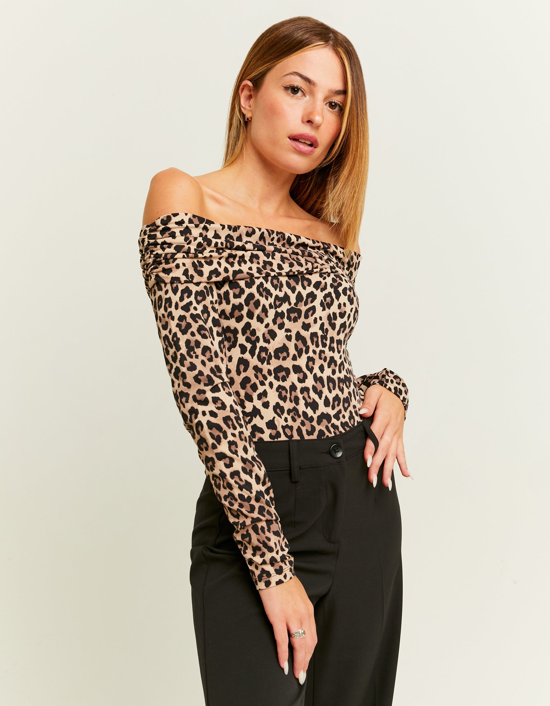 Off Shoulder Bodysuit | Leo Print