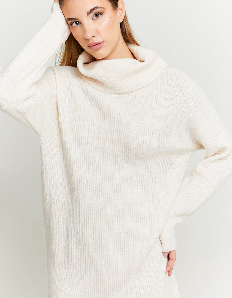 Dress with Loose Turtle Neck | Cream