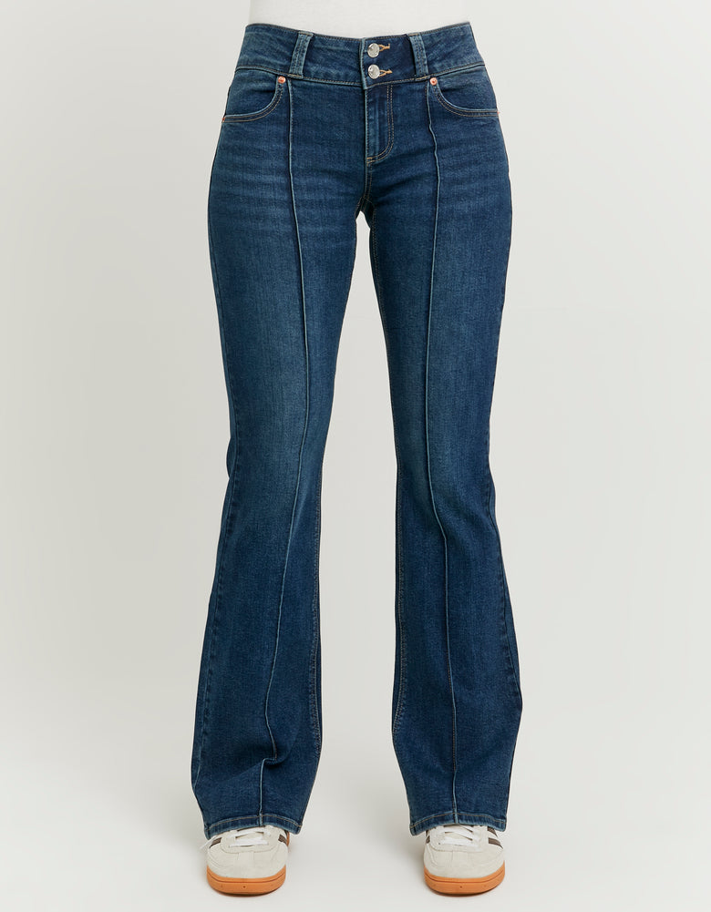 Low Waist Flare Jeans | Blue Wash