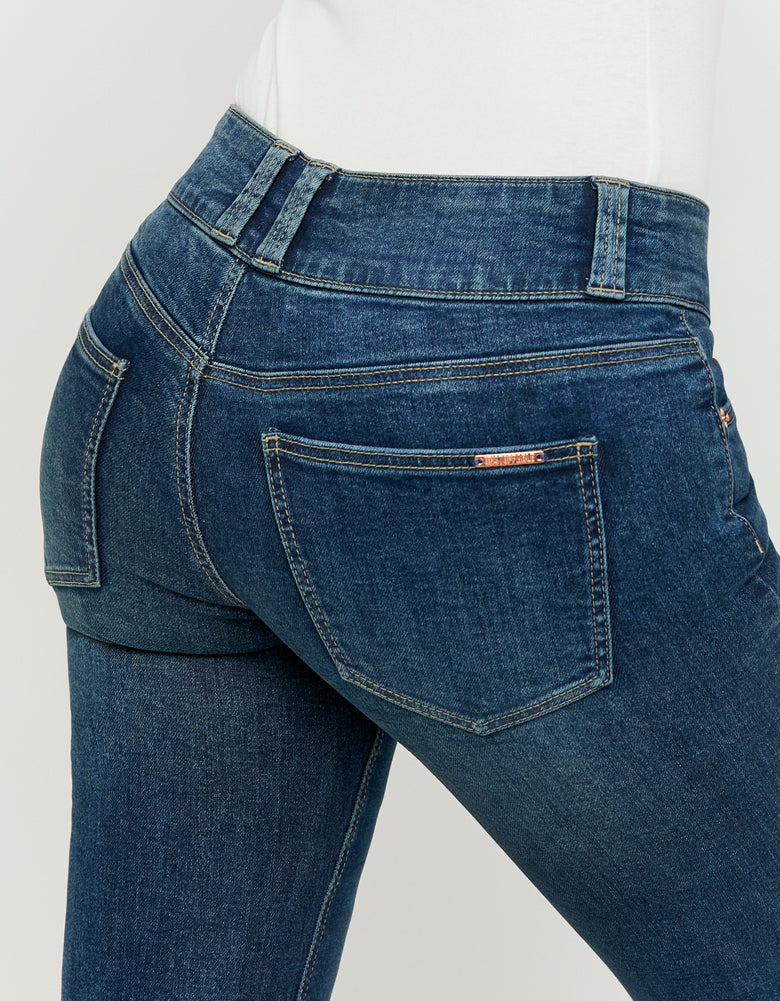 Low Waist Flare Jeans | Blue Wash