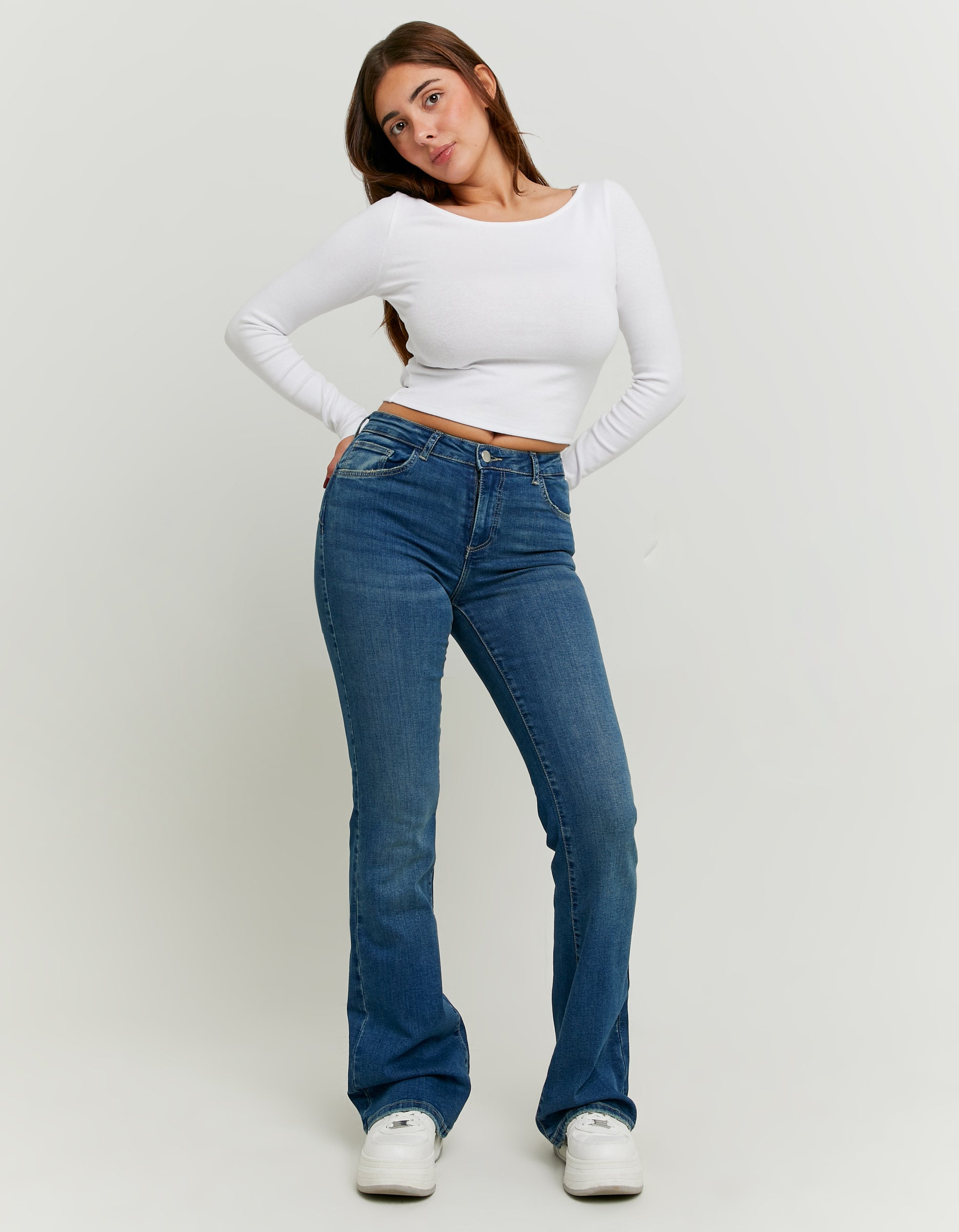 Mid Waist Push Up Flare Jeans | Blue Wash