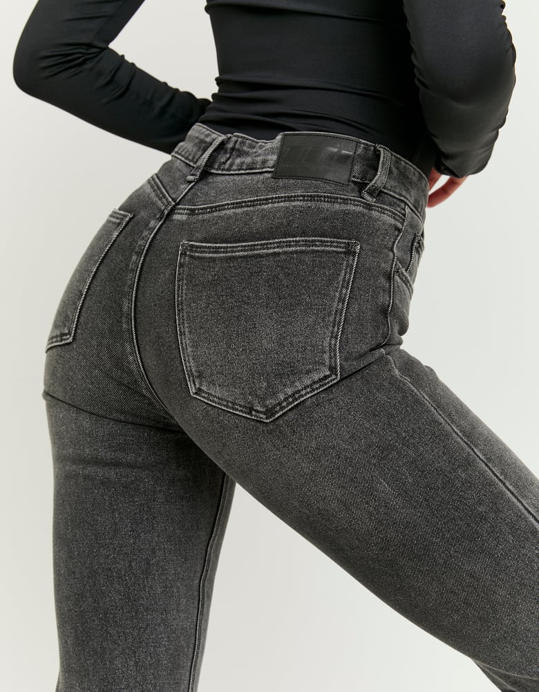 High Waist Flare Jeans | Black wash