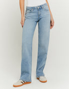 Low Waist Straight Jeans | Bleached