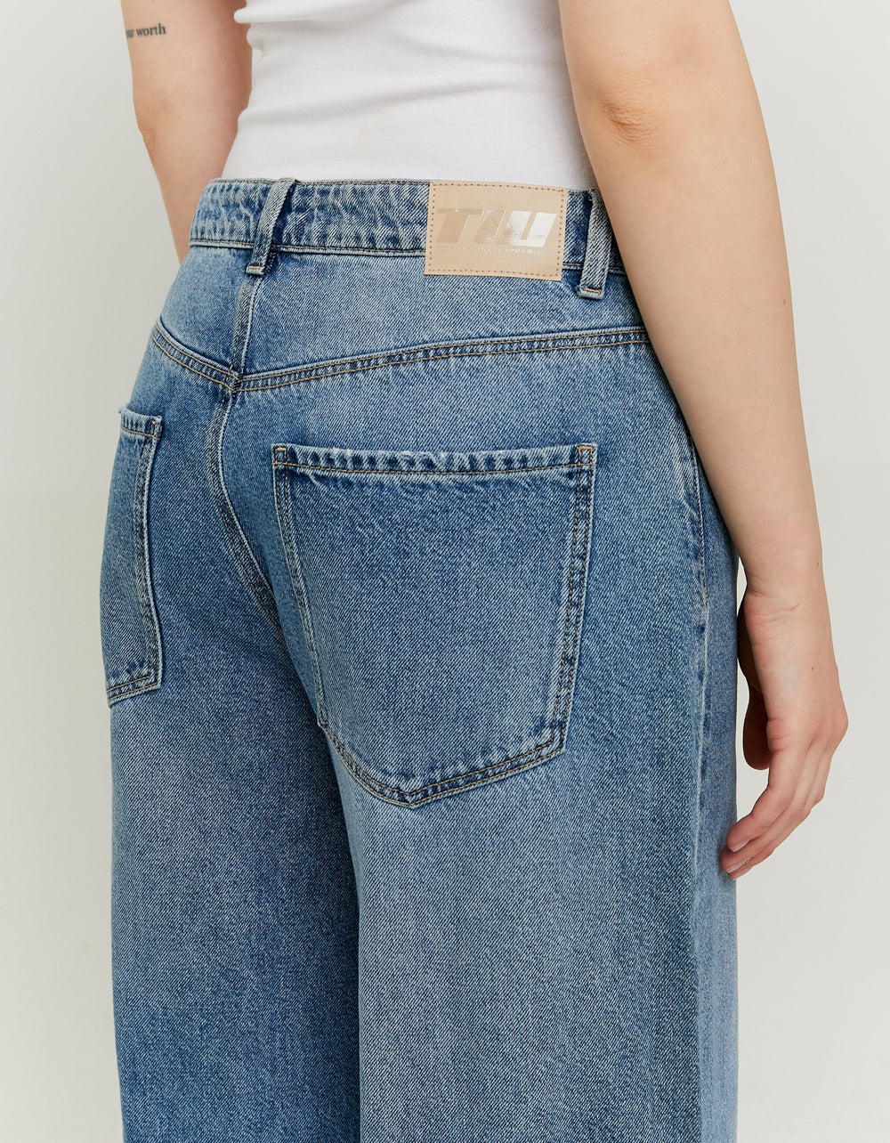 Mid Waist Baggy Jeans | Dark Wash