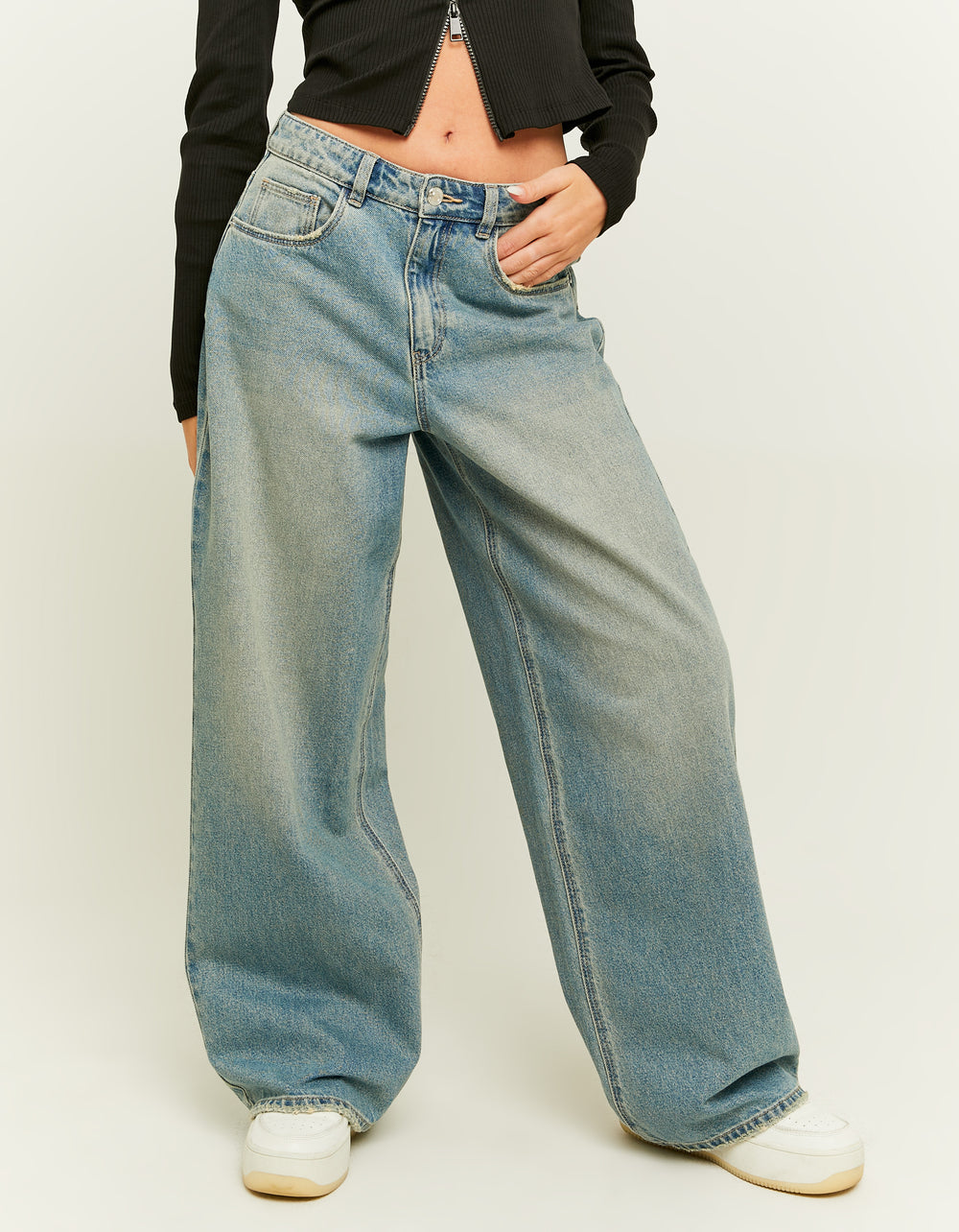 Mid Waist Baggy Jeans | Blue Wash
