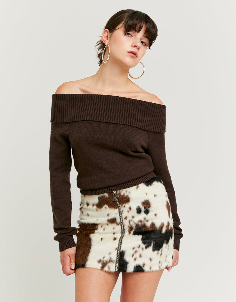 Off Shoulder Jumper | Brown
