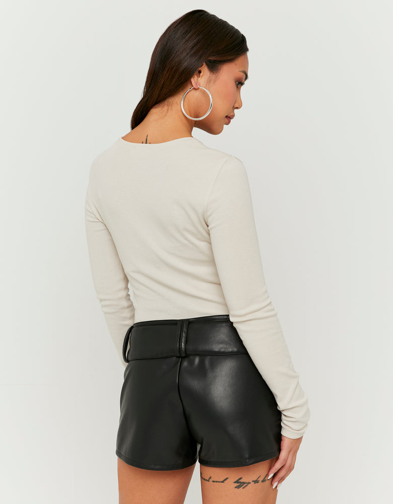 Faux Leather Short with Belt | Black