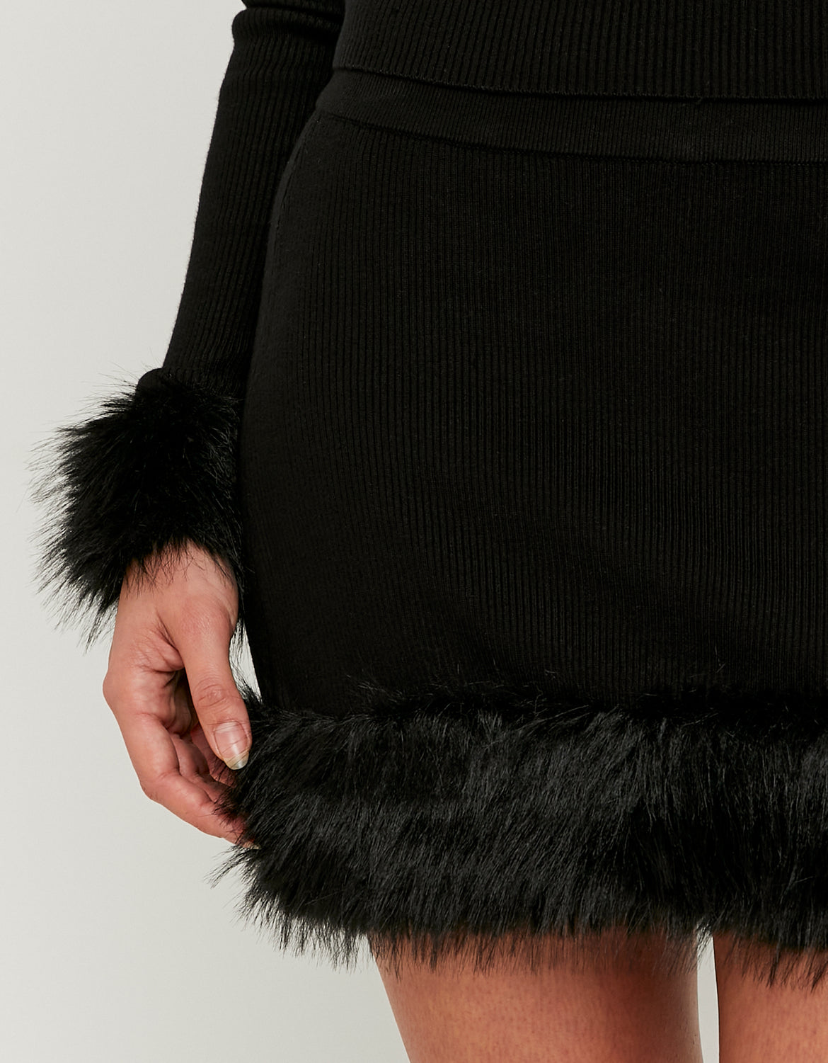 Knitted Skirt with Fur Trim | Black
