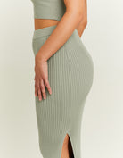 Skirt with side slit | Green