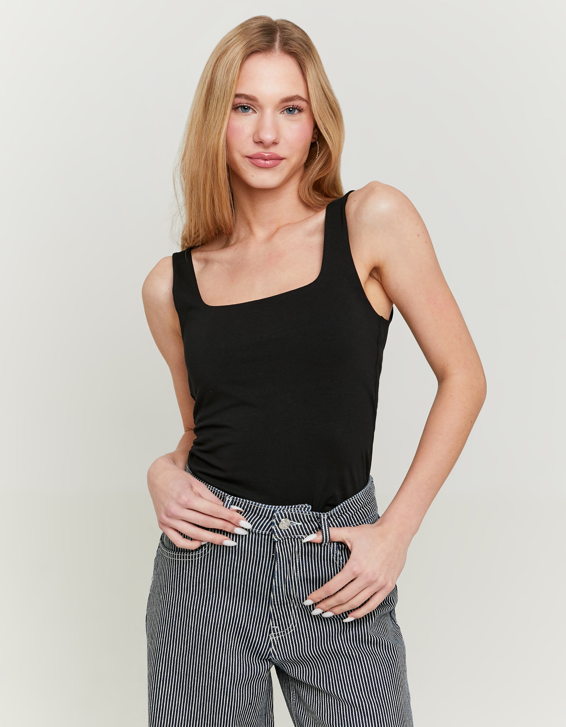 Basic Tank Top | Black