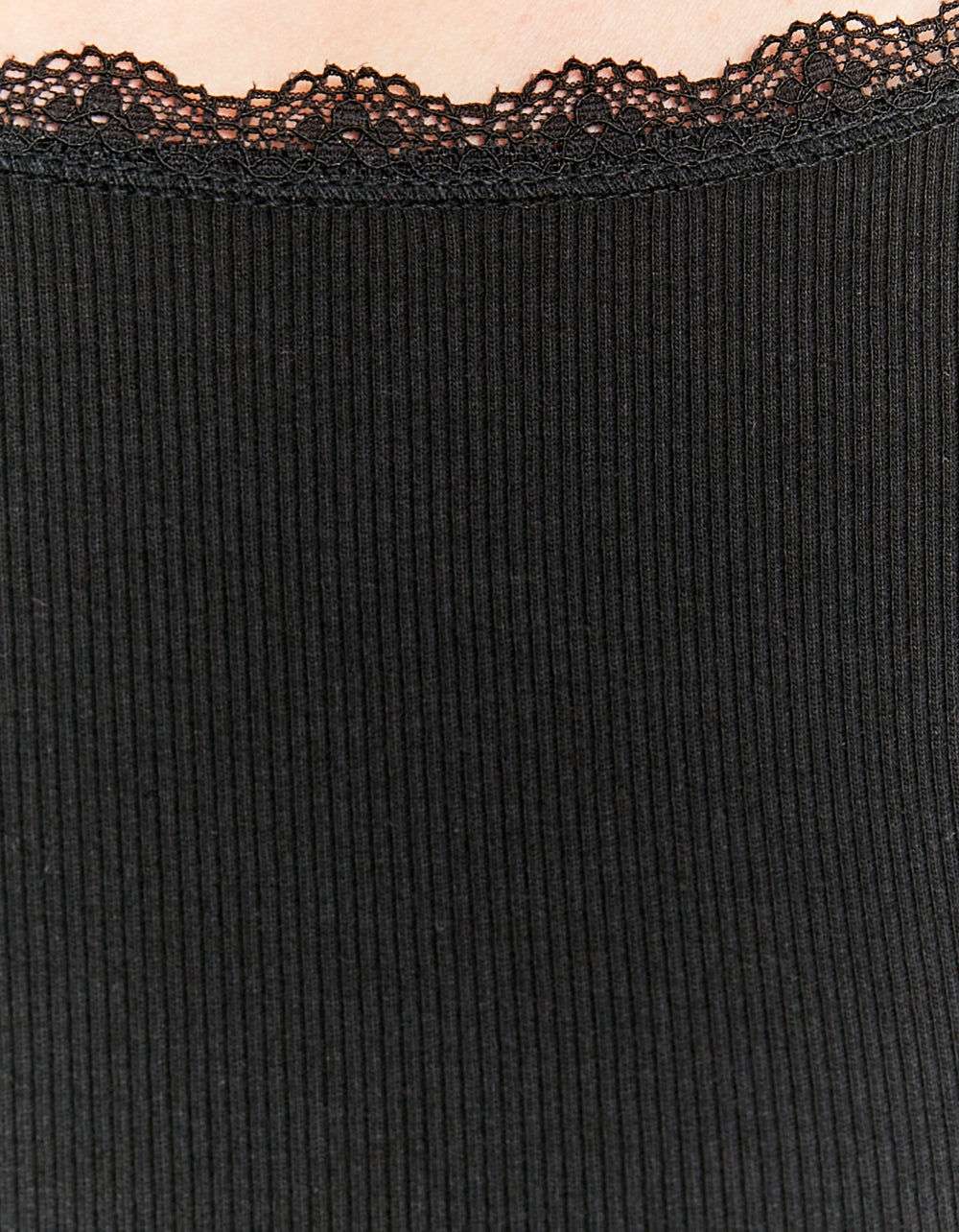 Backless T-shirt with Lace Trims | Black